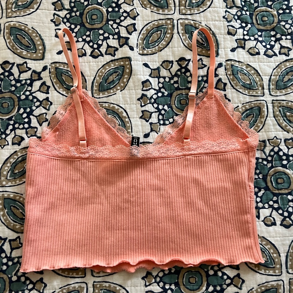 H&M Ribbed Top - Picture 4 of 4
